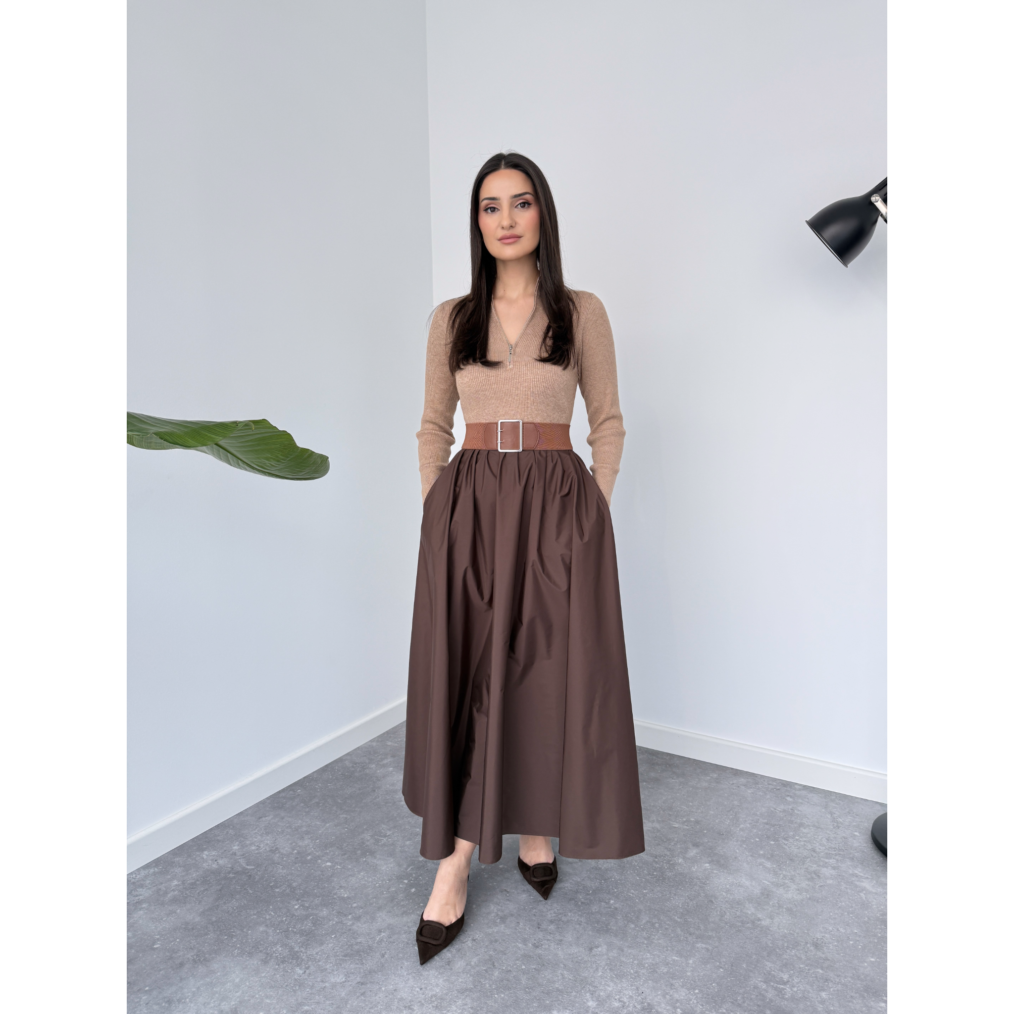 KNIT TRIMMED PARACHUTE FABRIC DRESS BROWN