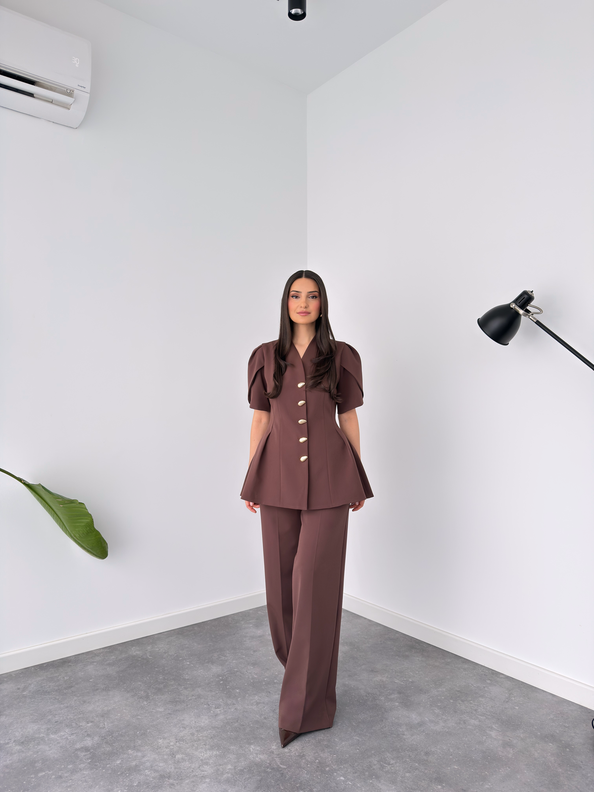 GOLD BUTTONS SHORT SLEEVE SET BROWN