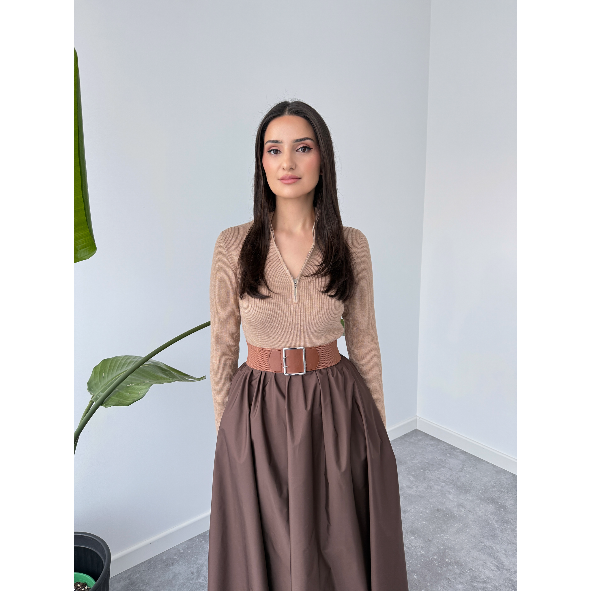 KNIT TRIMMED PARACHUTE FABRIC DRESS BROWN