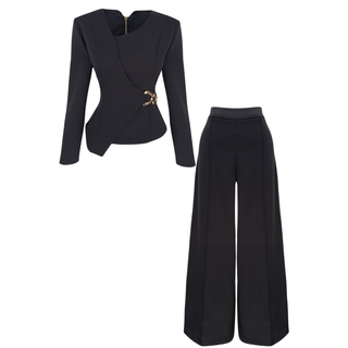 DOUBLE-BREASTED MODEL SET WITH SIDE ACCESSORY DETAILS, BLACK.