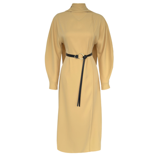 YELLOW MAXI DRESS WITH SHAWL DETAIL AT THE NECK AND BELTED WAIST.