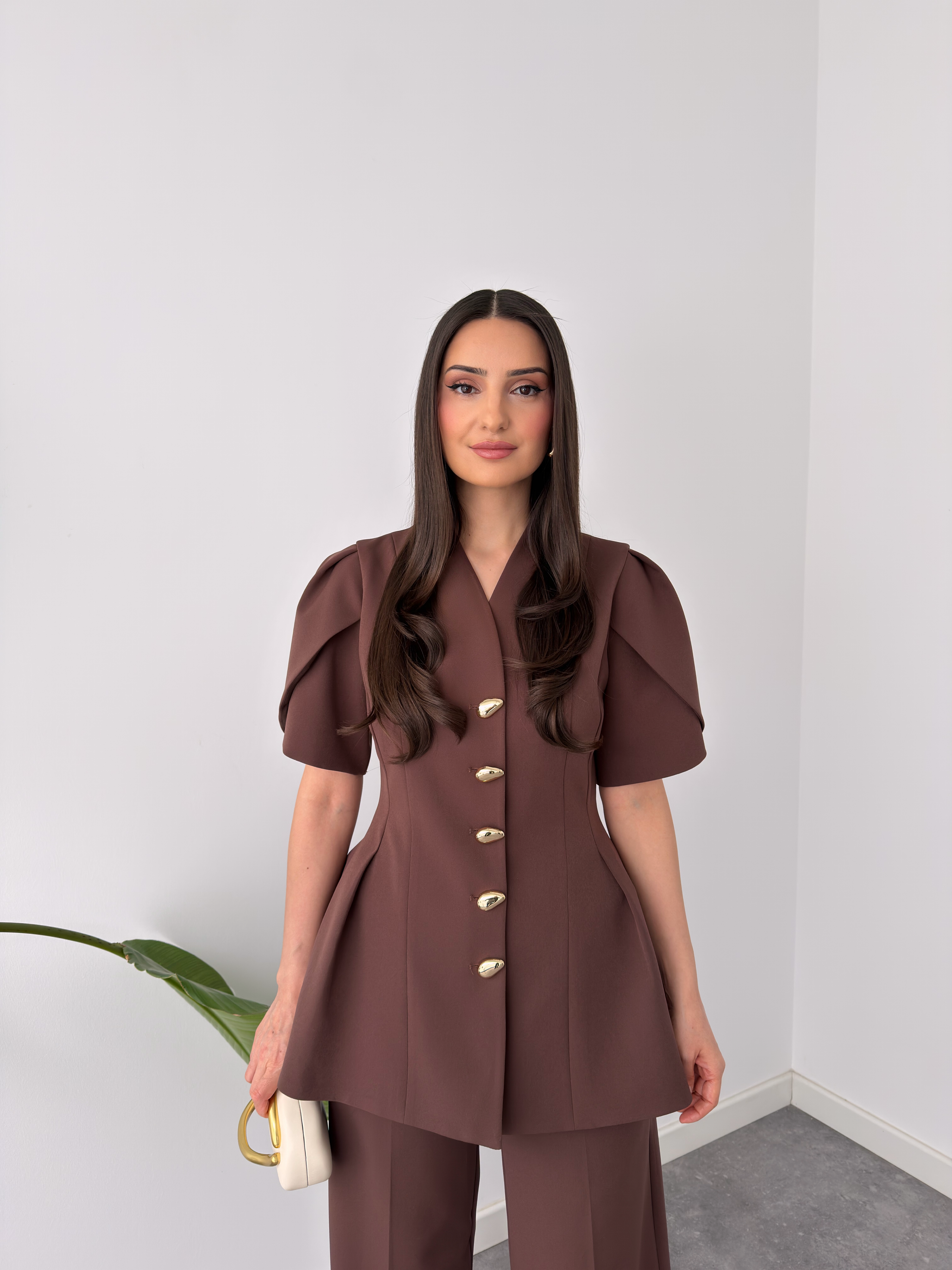 GOLD BUTTONS SHORT SLEEVE SET BROWN