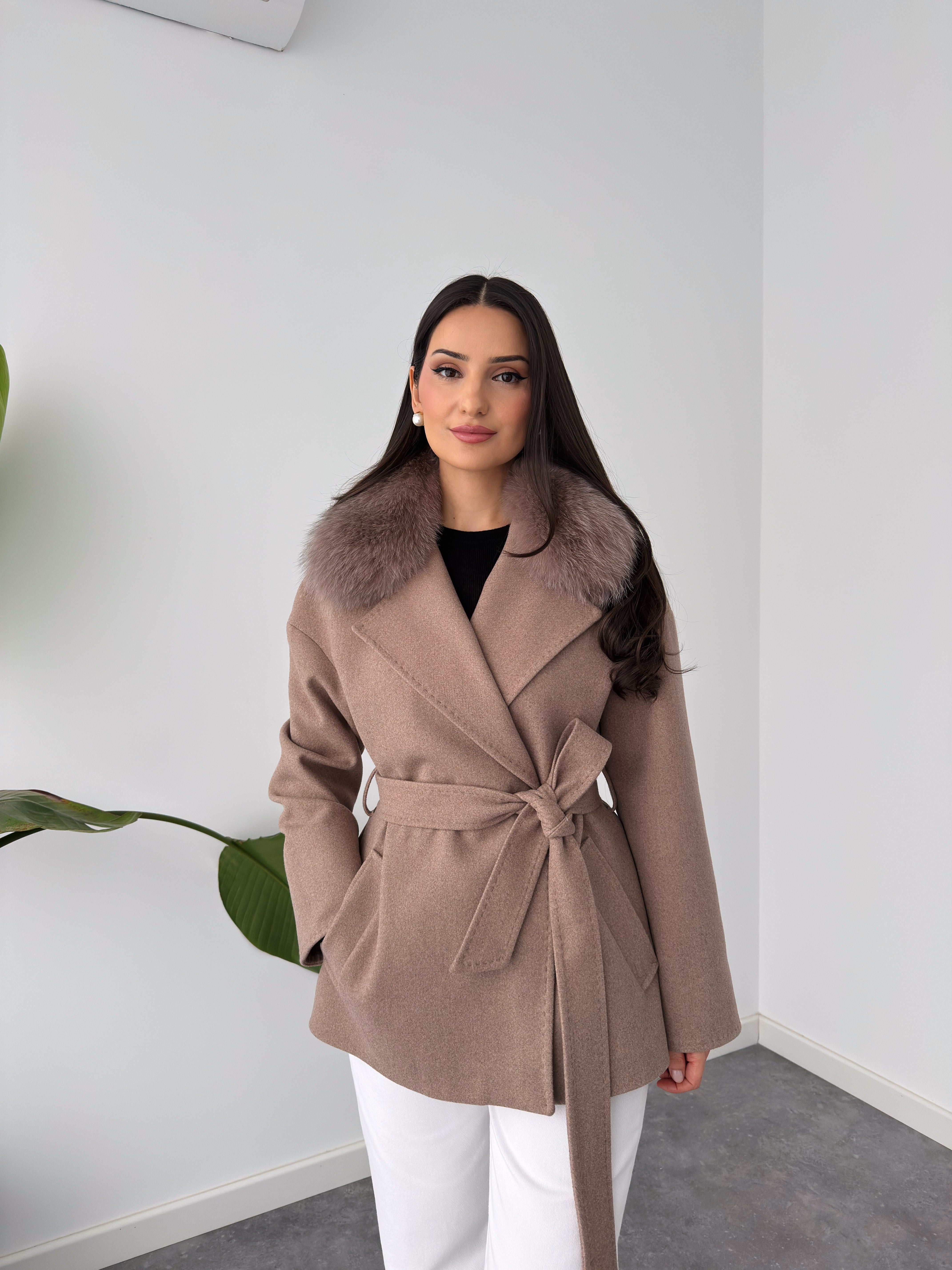 ÇIKARILABİLİR KÜRKLÜ KRUVAZE MODEL KABAN VİZON