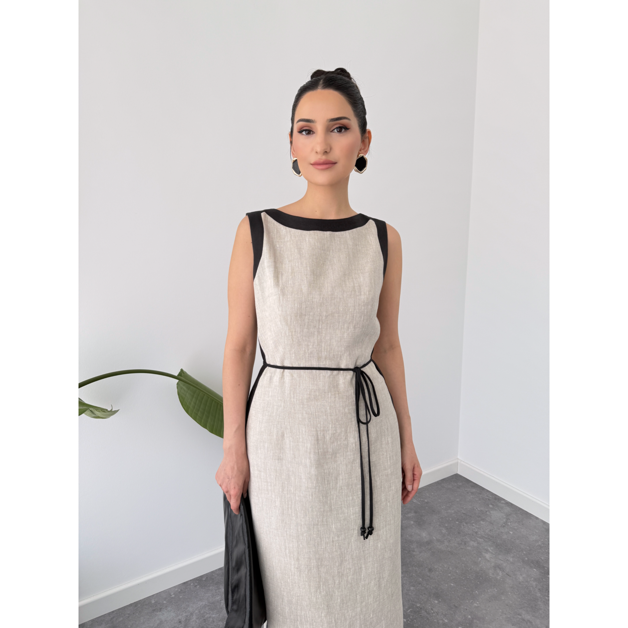 CONTRAST BAND DETAILED 100% LINEN DRESS