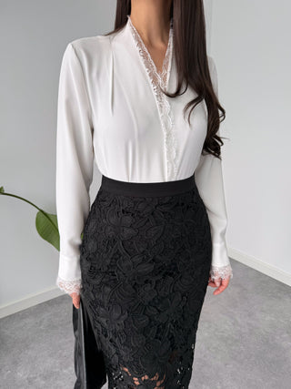 BLACK LACE MIDI LENGTH PENCIL SKIRT
