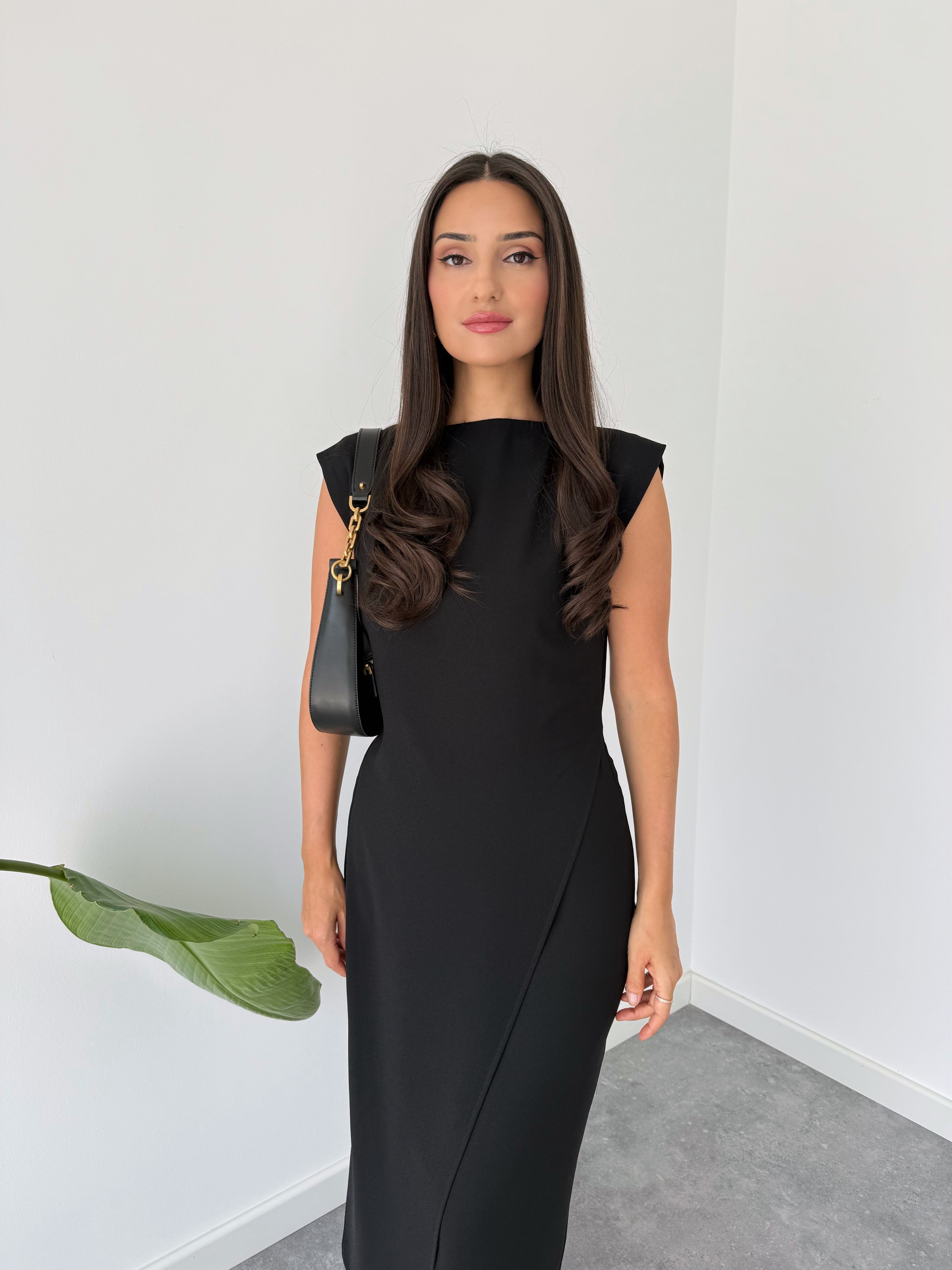 ASYMMETRIC CUT SKIRT LACE DETAIL DRESS