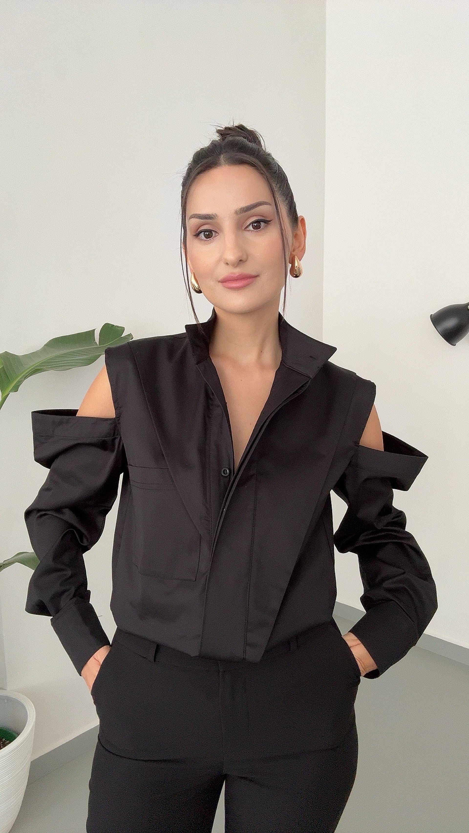 EMMA OFF-SHOULDER SHIRT BLACK
